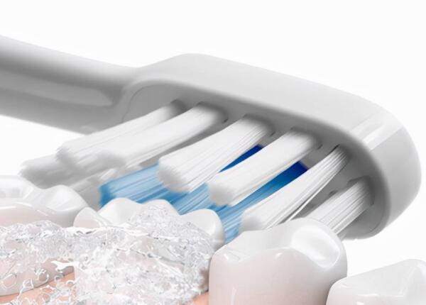 電動牙刷傷牙齒嗎 電動牙刷傷牙齒嗎