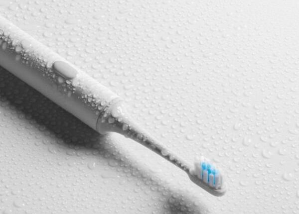 電動(dòng)牙刷后續(xù)使用成本多少？省錢(qián)還是花冤枉錢(qián)？